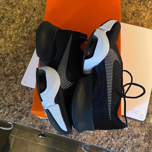 Nike Women’s Athletic Shoes - Picture 7 of 12